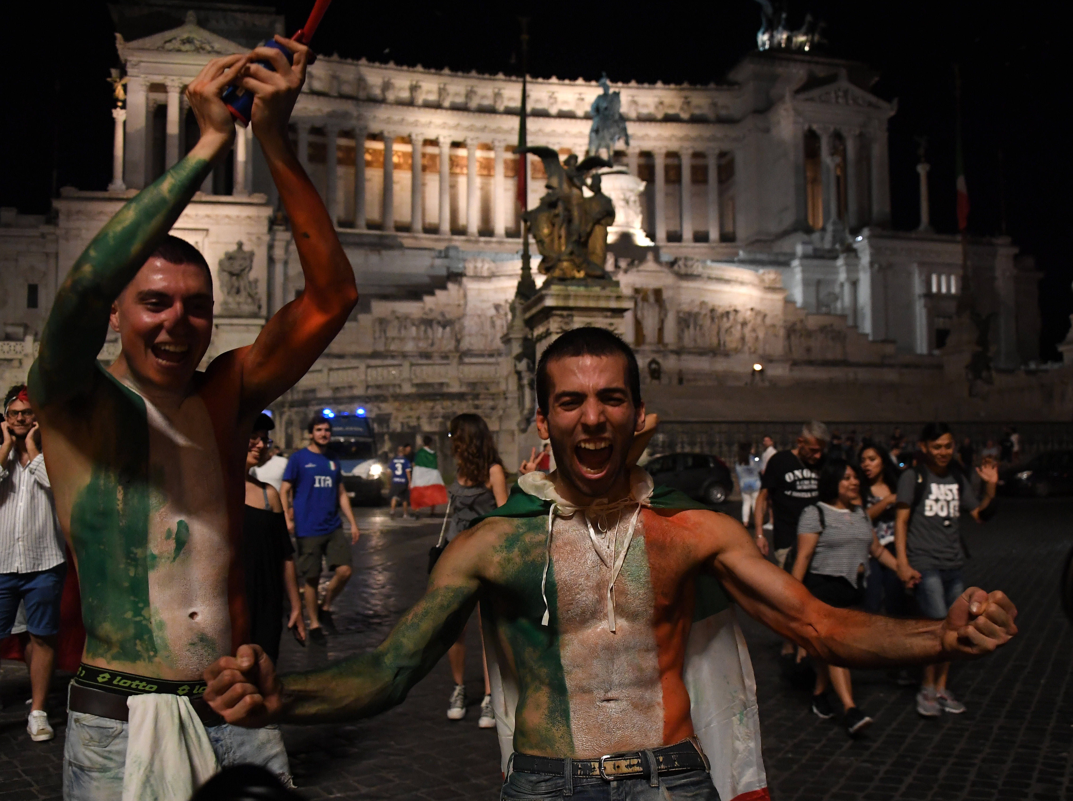 开云体育vip注册-包含意大利淘汰希腊，晋级欧锦赛决赛圈的词条