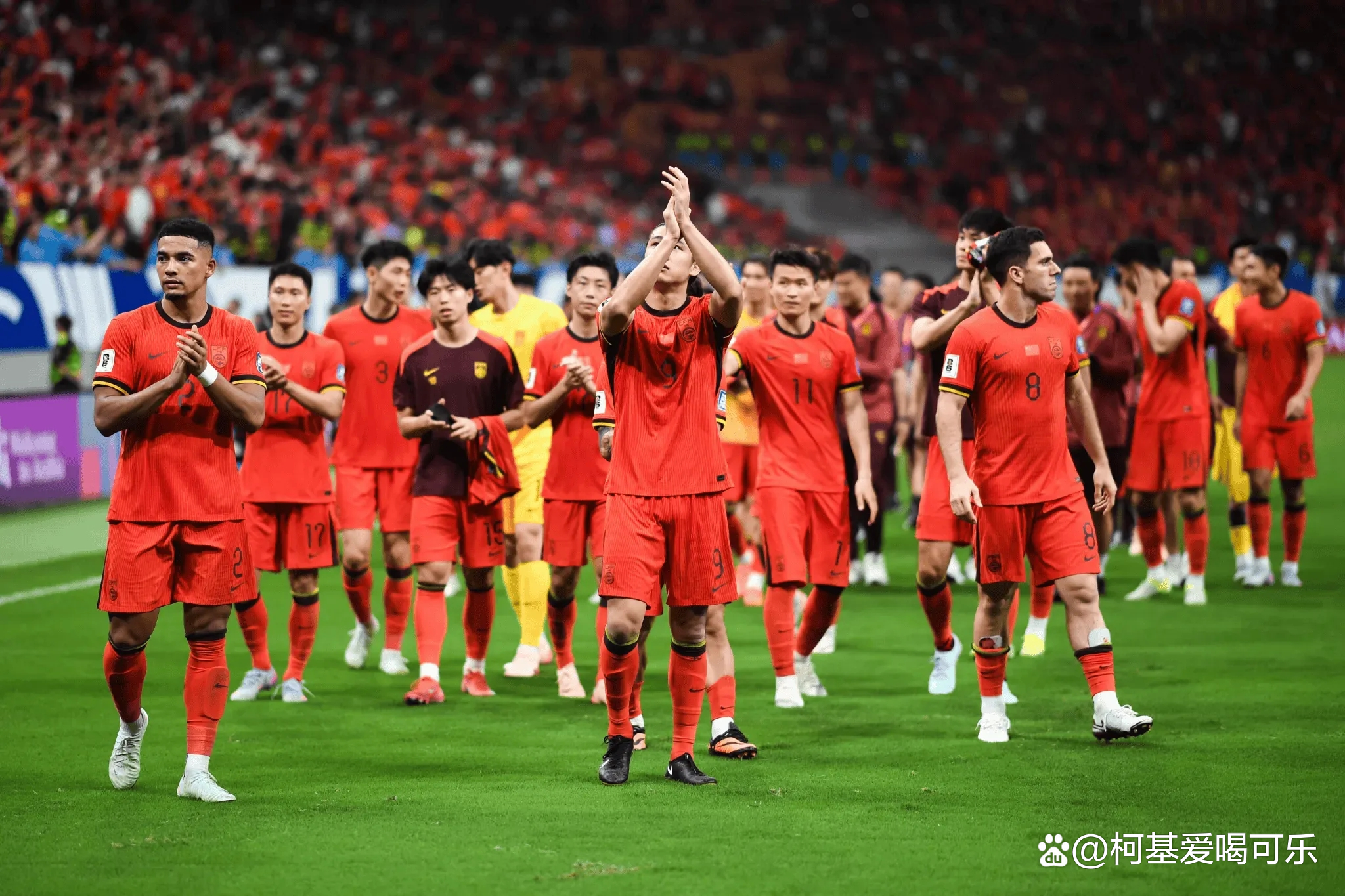 亚洲足坛传奇球星领衔的球队迎来艰难挑战