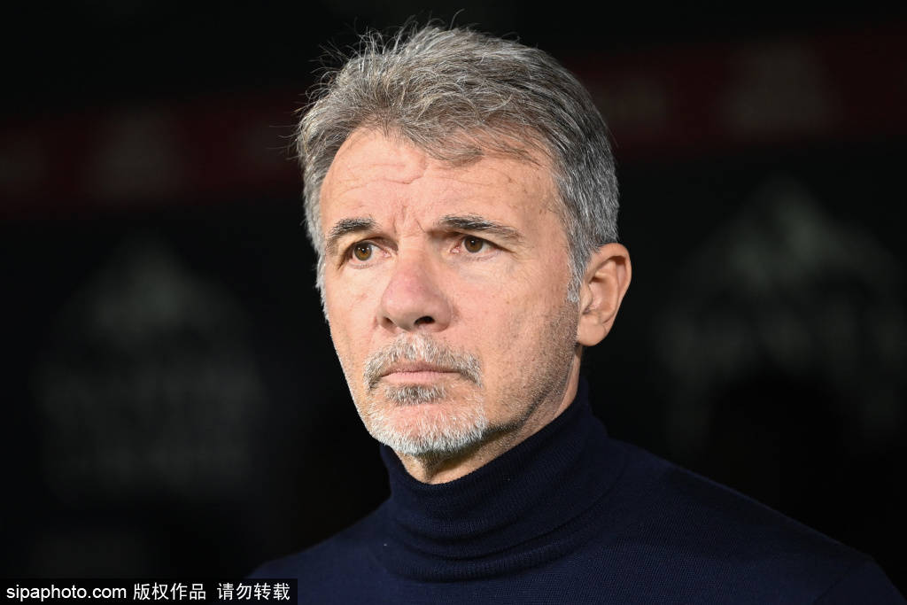 热那亚主帅战术奏效，球队赢得重要胜利的简单介绍