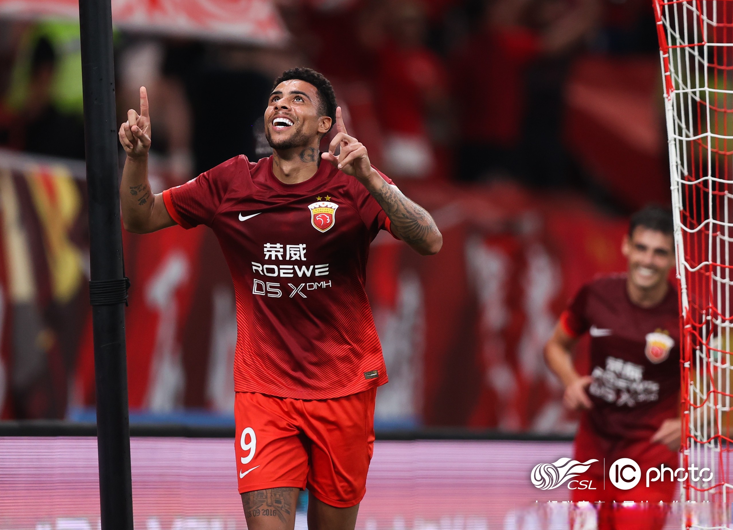 开云体育中国官网-关于曼联客场力克维拉，继续追随领袖之后的信息