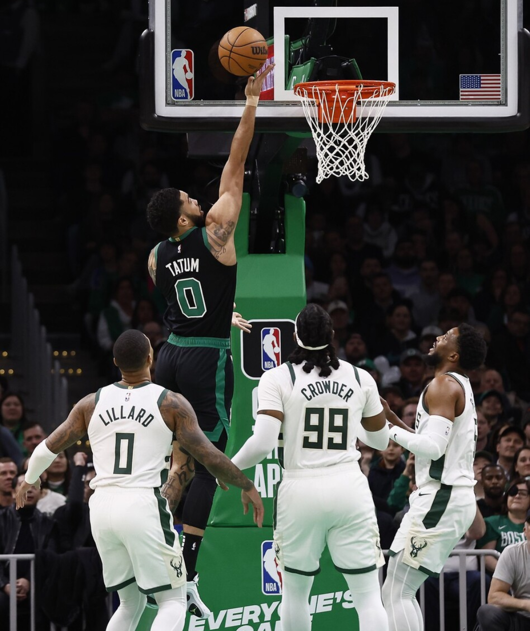 开云体育官网入口-东部半决赛再度战罢，雄鹿晋级挑战凯尔特人的简单介绍