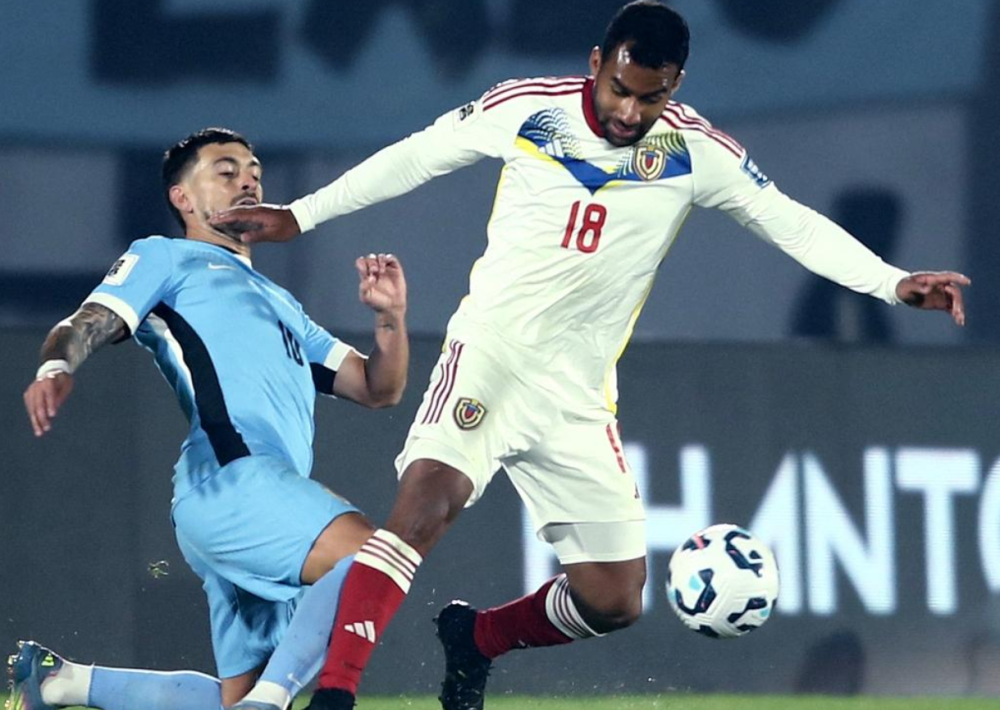 开云体育视频-球队备战严谨无失误，连续击败劲敌