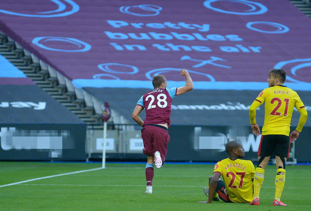 开云体育视频-沃特福德主场不敌，保级压力加大的简单介绍